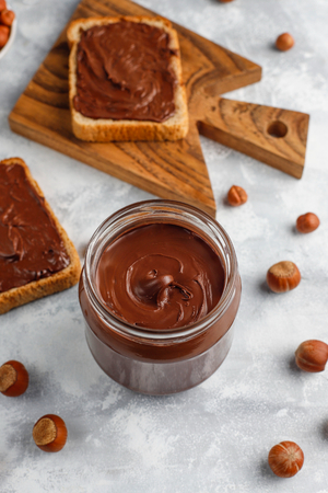 Teor de açúcar na Nutella: uma imagem faz a diferença.(Zuckergehalt in Nutella: Ein Bild macht es deutlich)